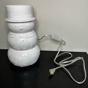 Yankee Candle Snowman Wax Warmer Electric Melt Retired White Blizzard Winter 12"